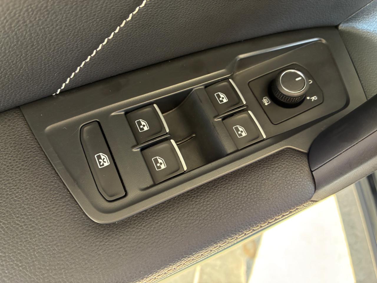 Volkswagen Tiguan SE 2023