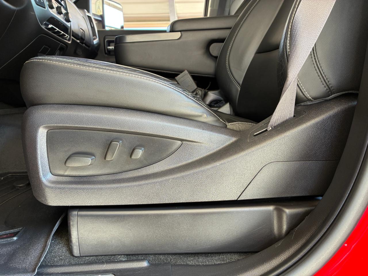 Chevrolet Silverado 2500HD  2015