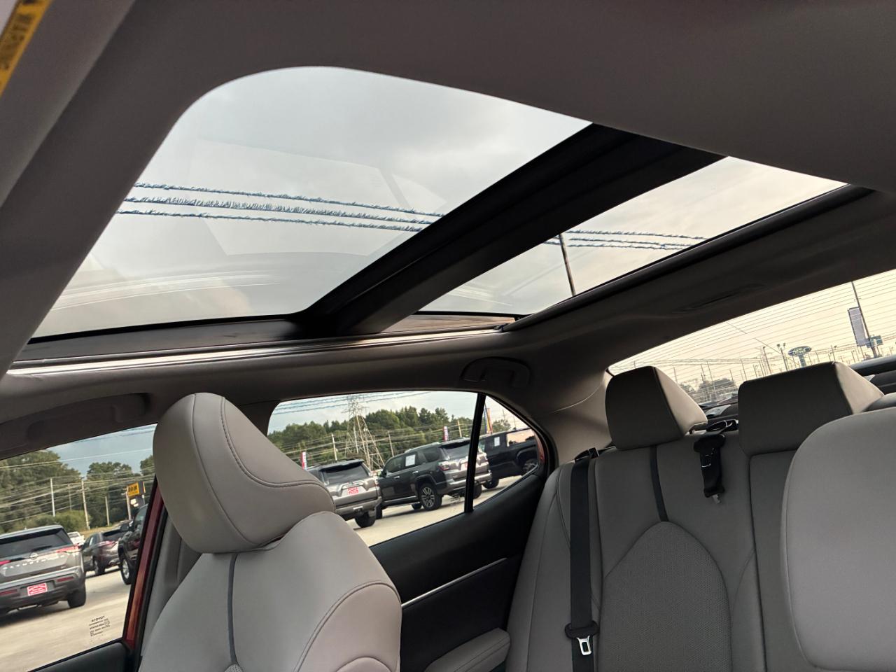 Toyota Camry  2022