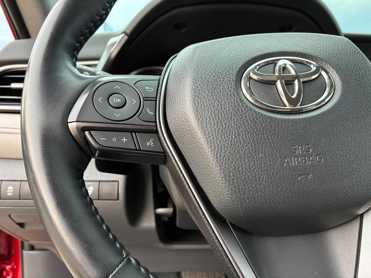 Toyota Camry  2022