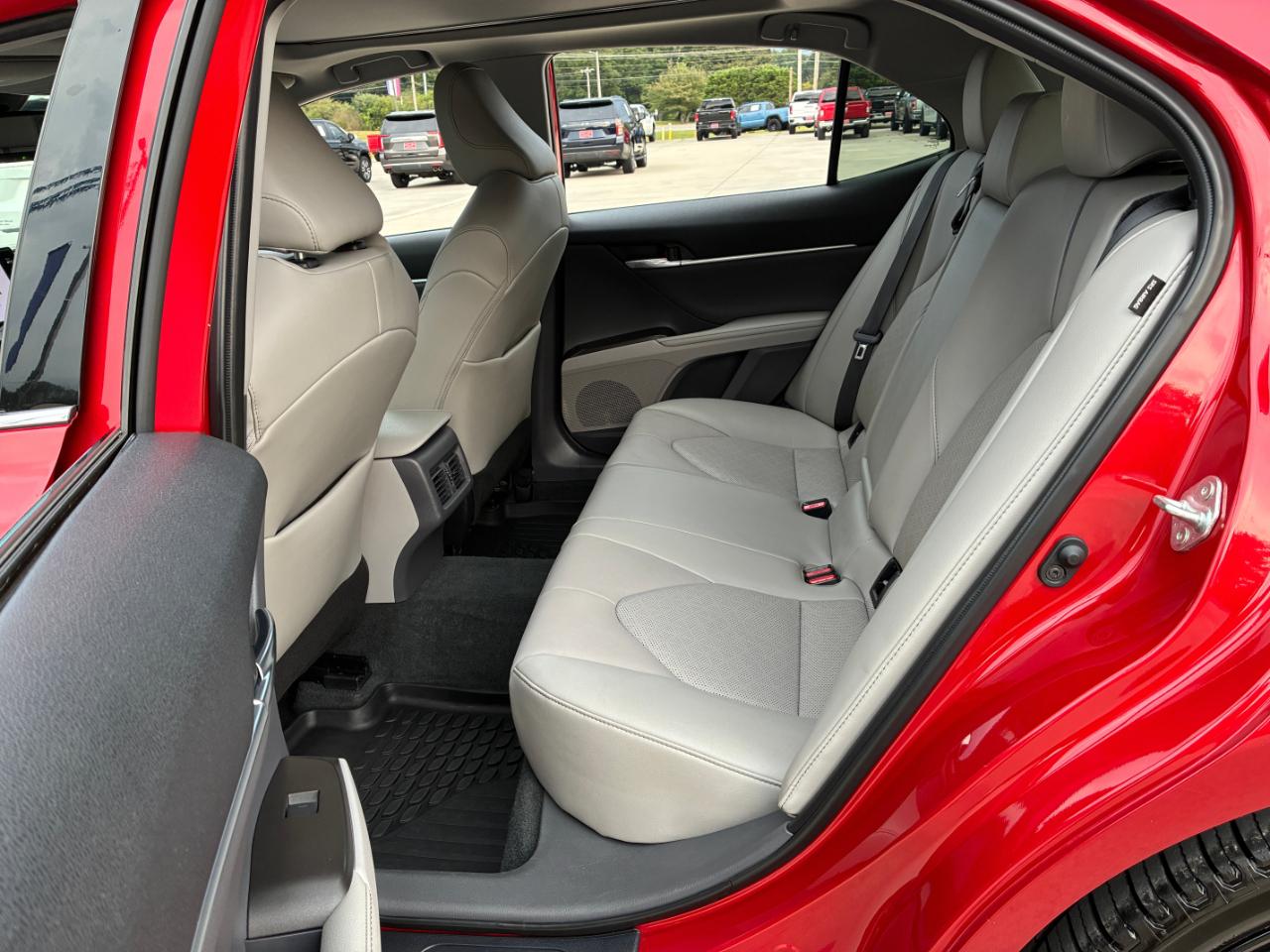 Toyota Camry  2022