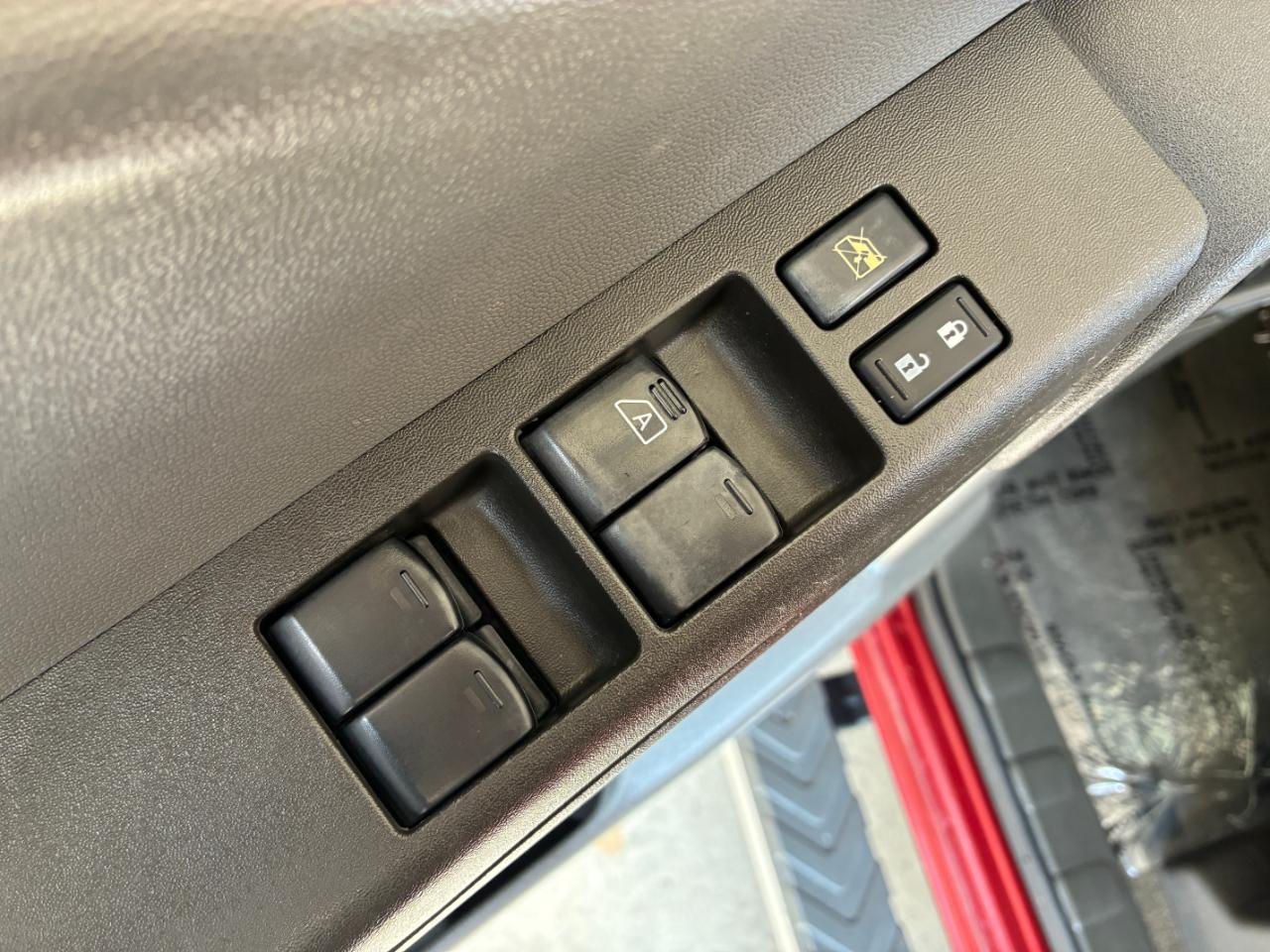 Nissan Xterra X 2013