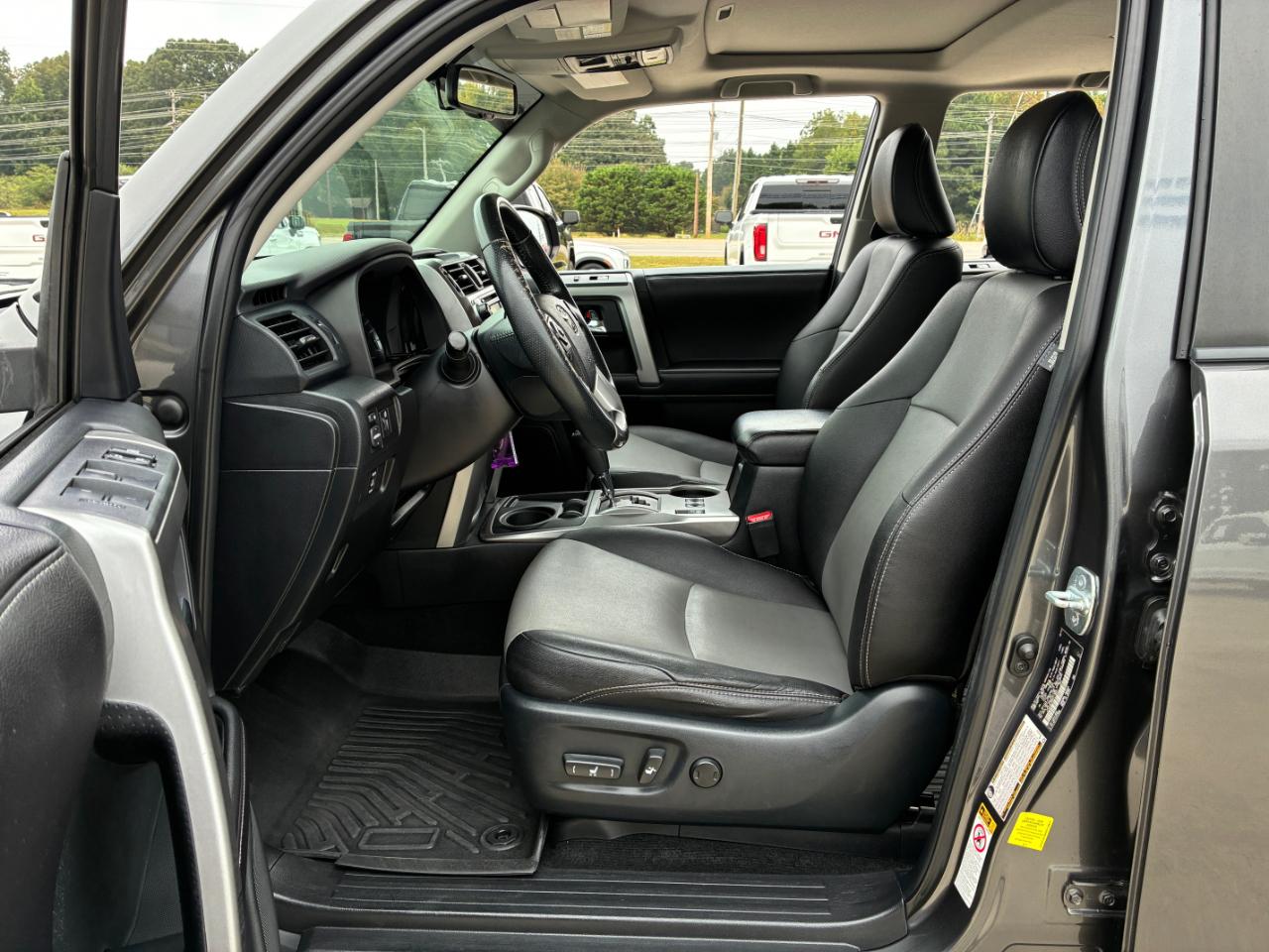 Toyota 4Runner SR5 2016