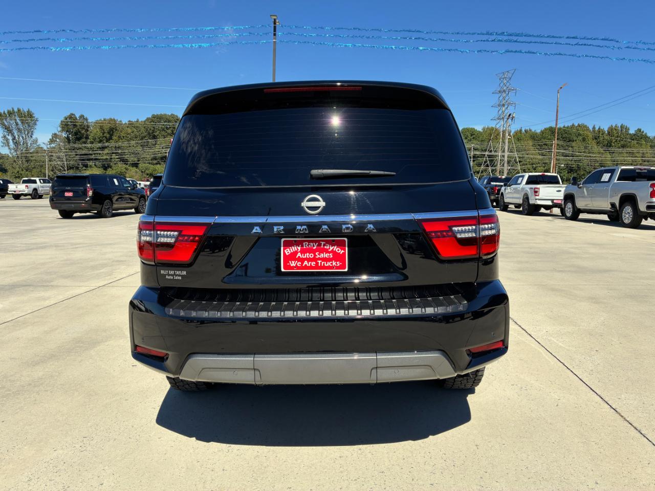 Nissan Armada SV 2023
