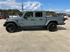 2024 Jeep Gladiator 
