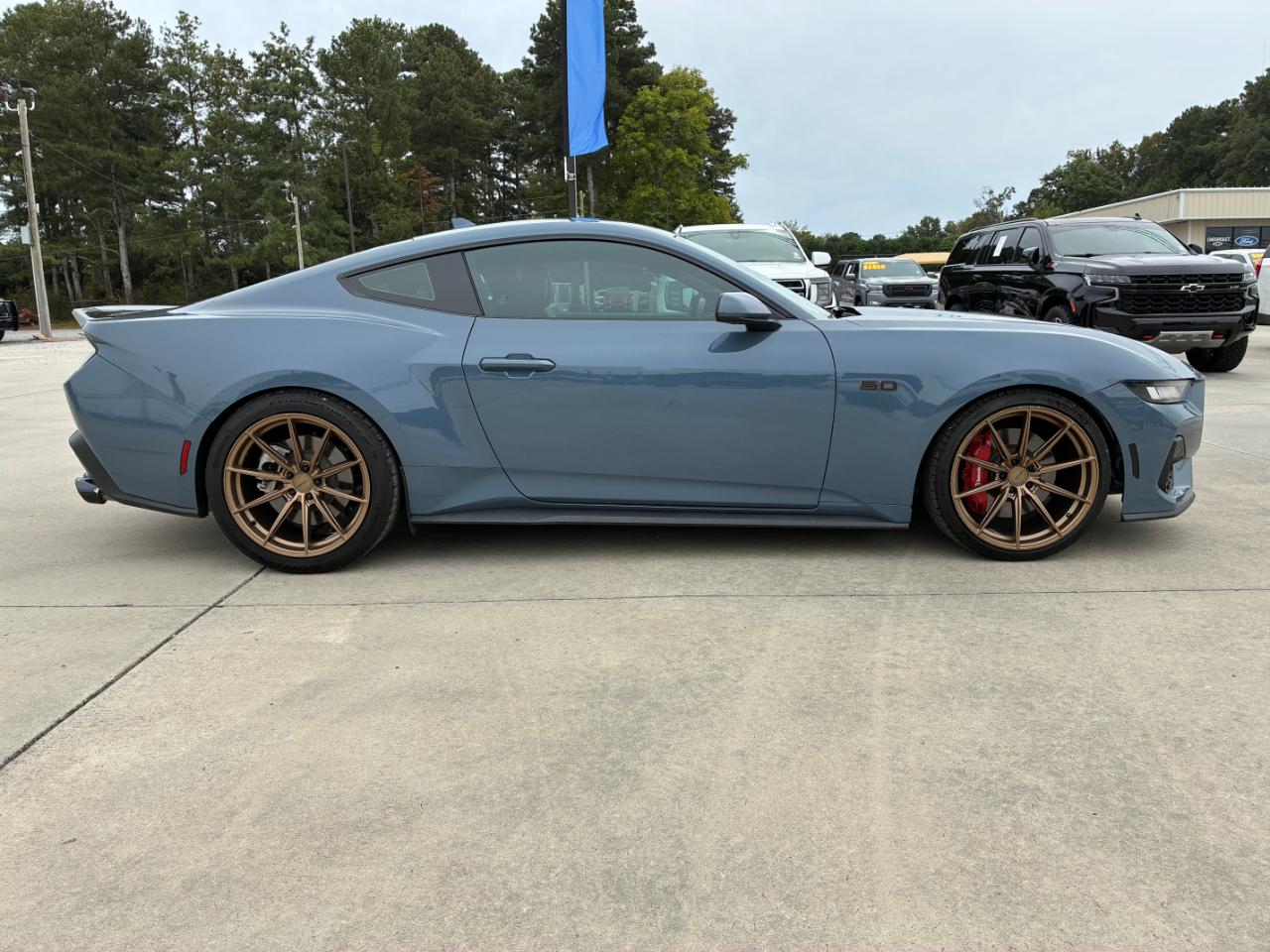 Ford Mustang  2024