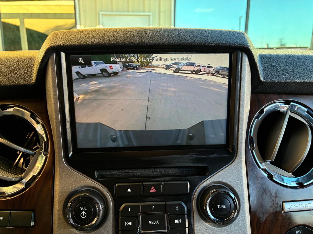 Ford F-250 SD Lariat 2015