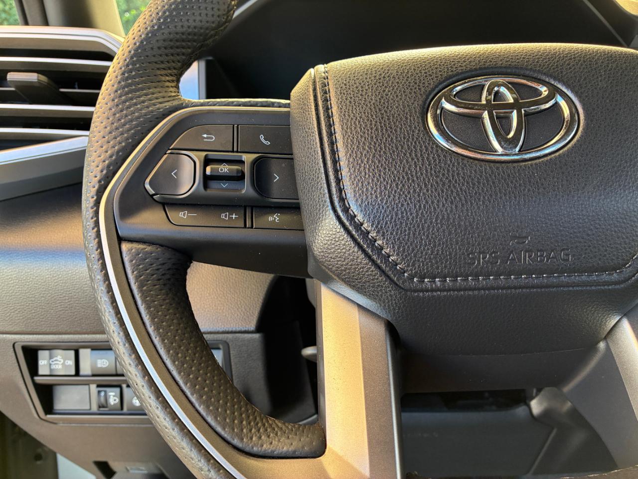 Toyota Tundra  2025