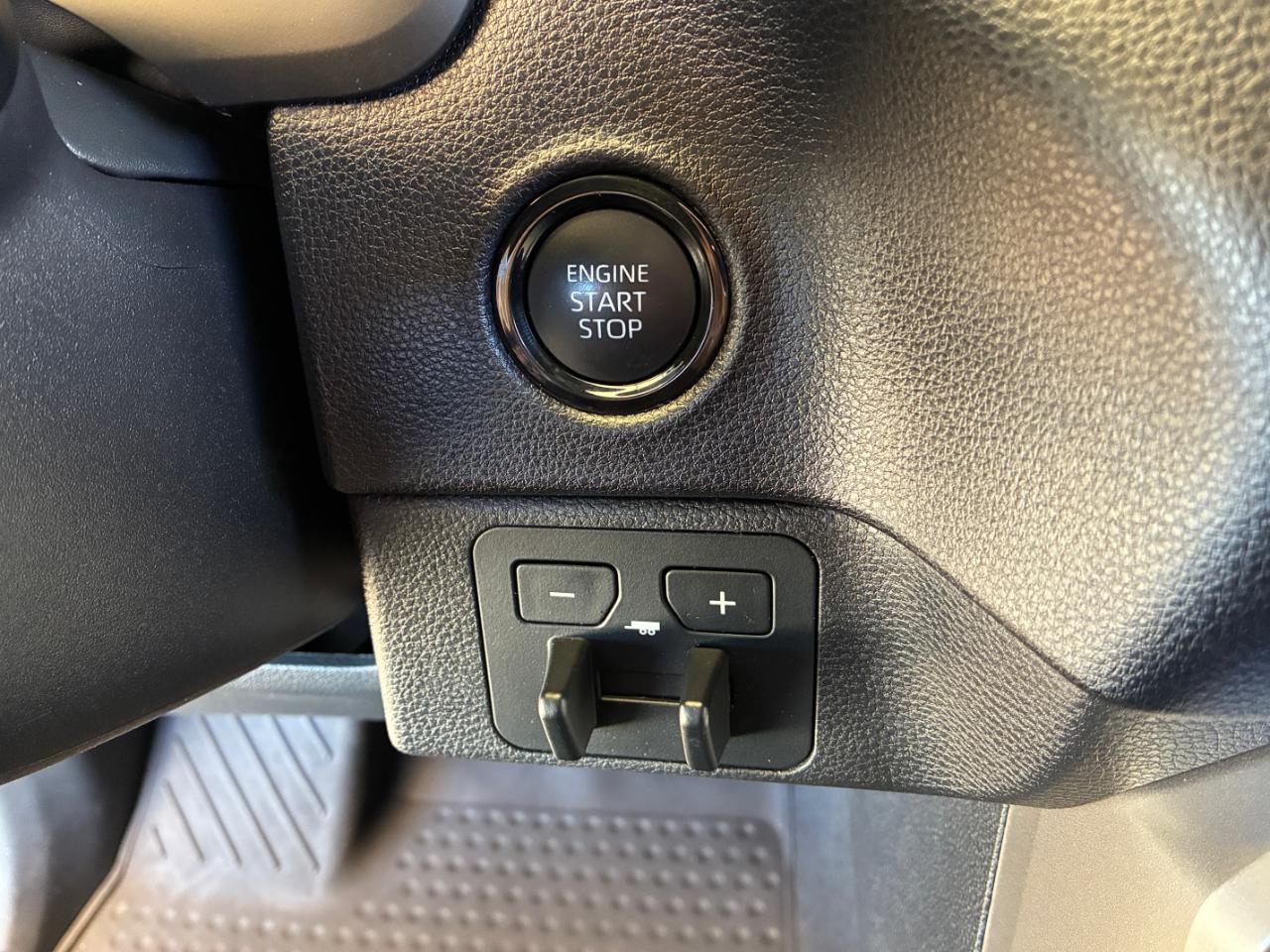 Toyota Tundra  2025