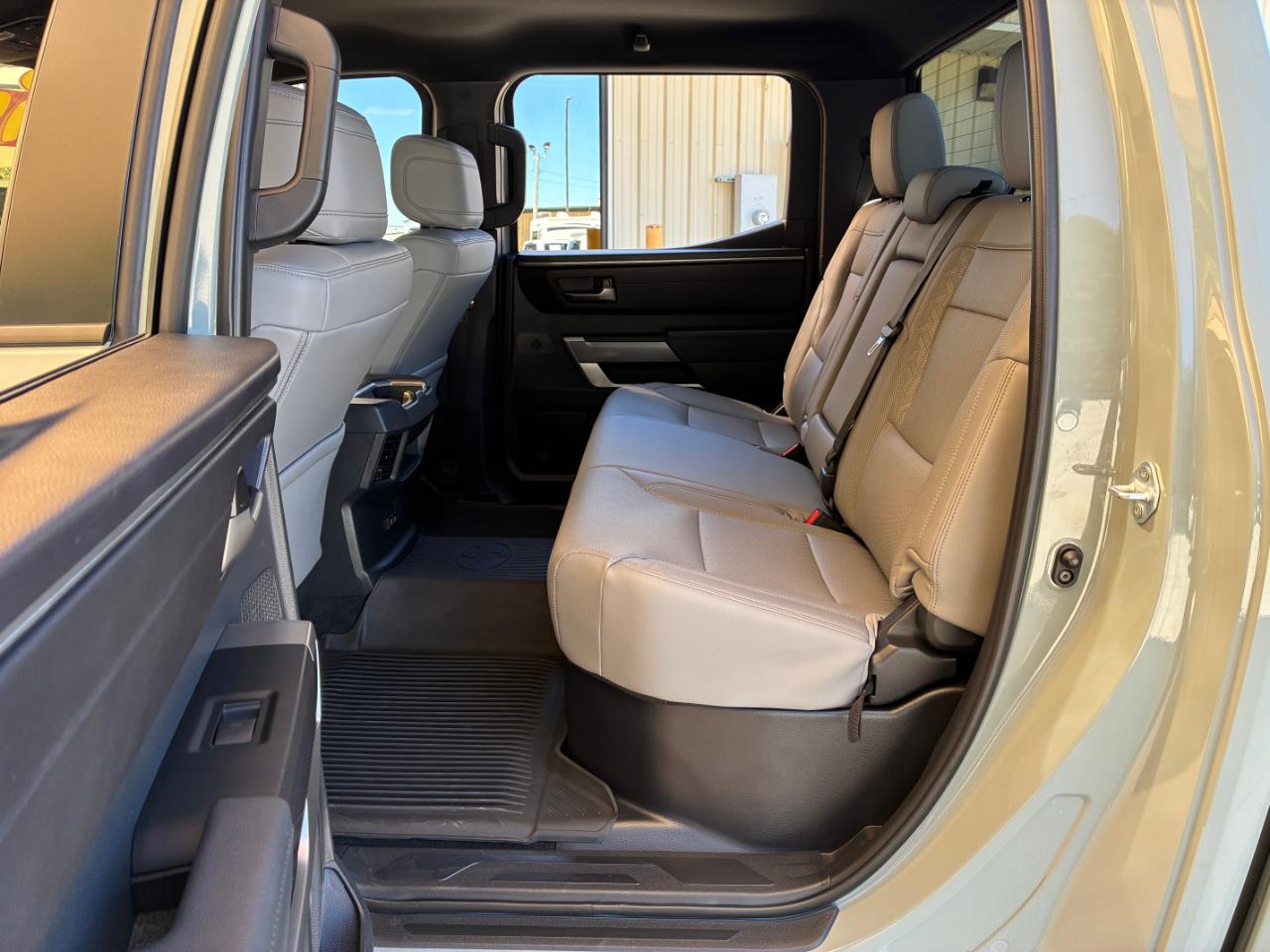 Toyota Tundra  2025