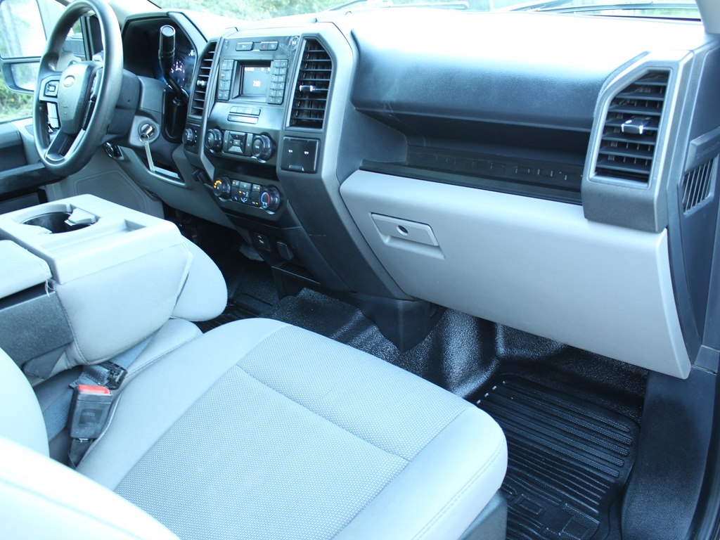 2022 Ford F-250 photo 12
