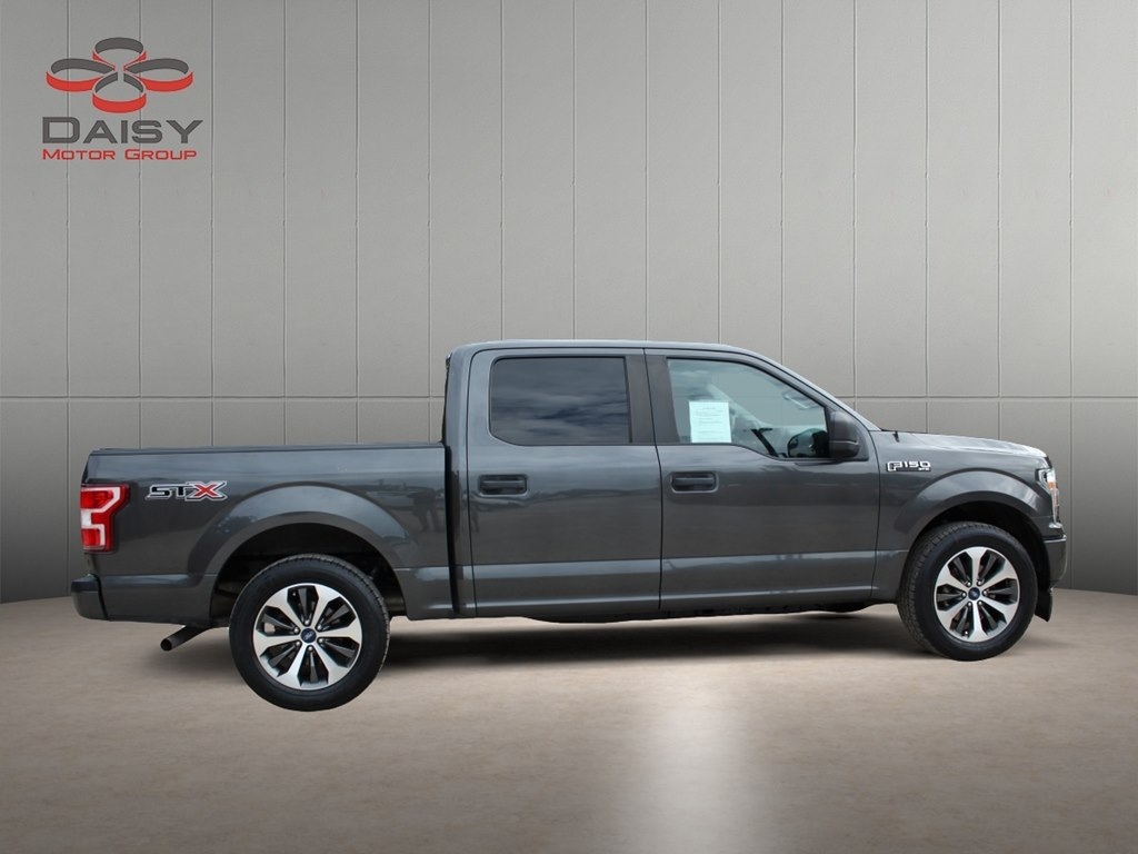 2019 Ford F-150 STX photo 4