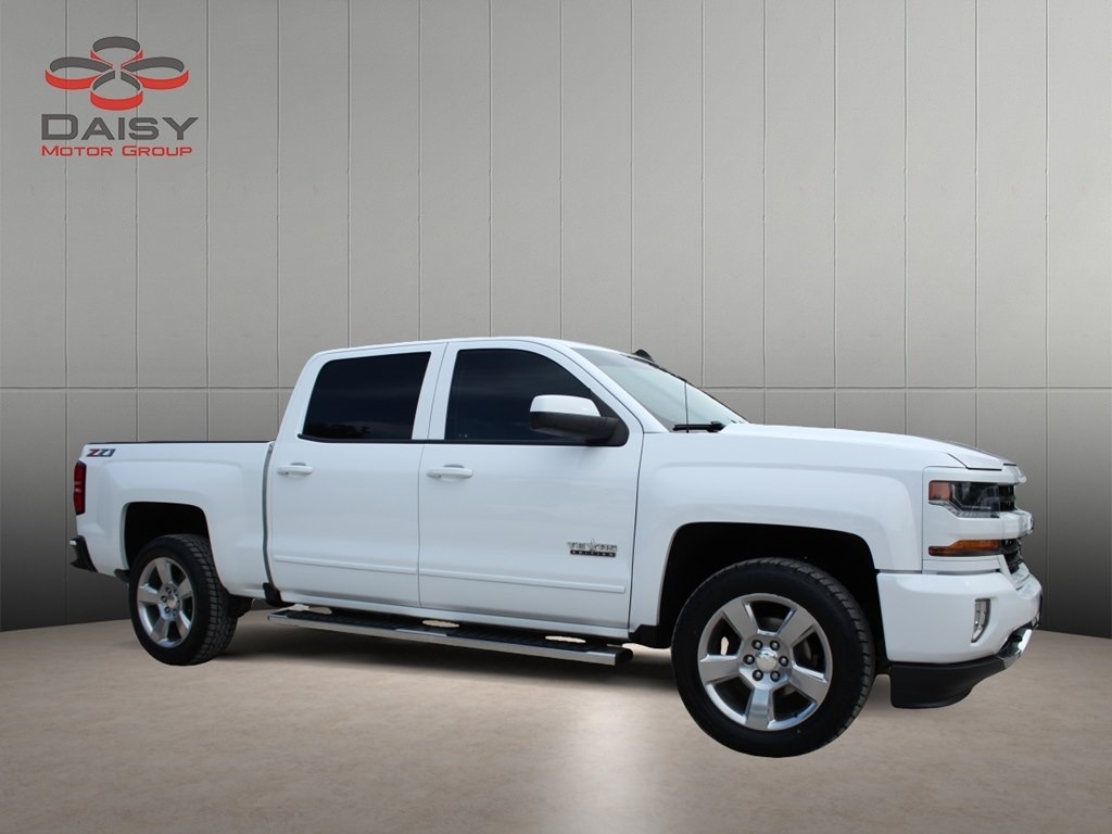 2018 Chevrolet Silverado 1500 photo 3