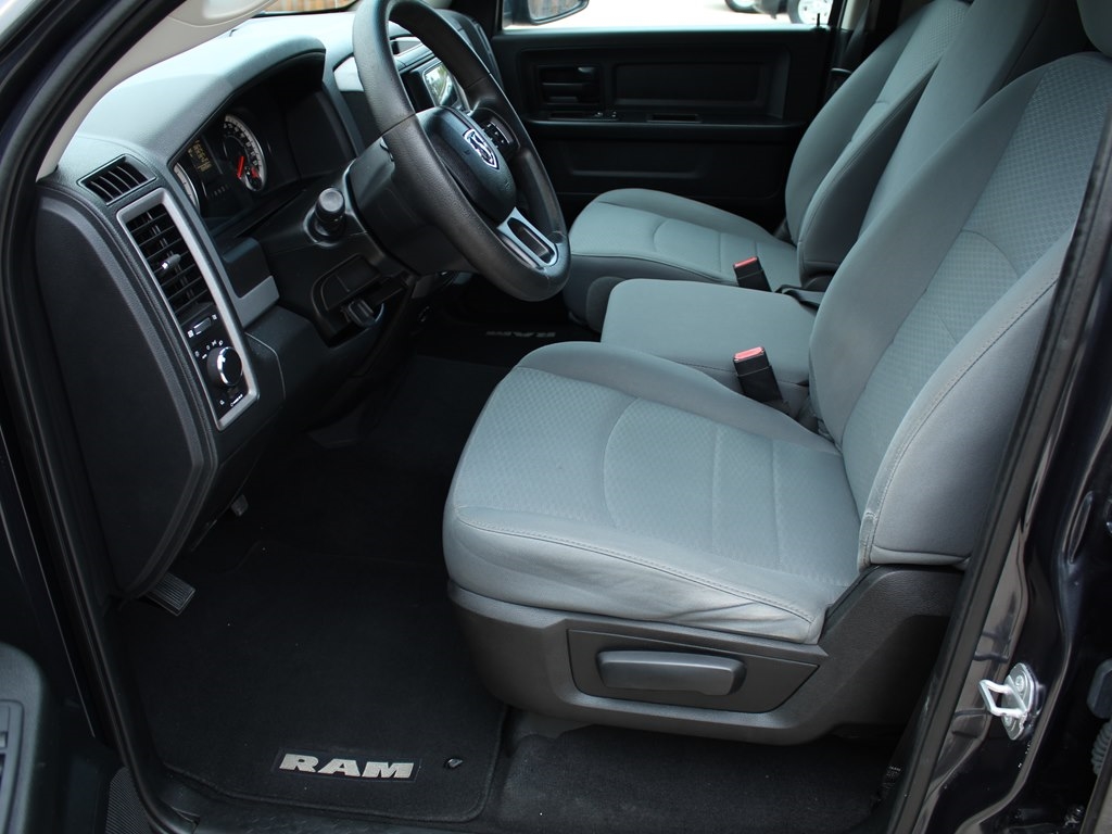 2017 Ram 1500 Tradesman photo 17