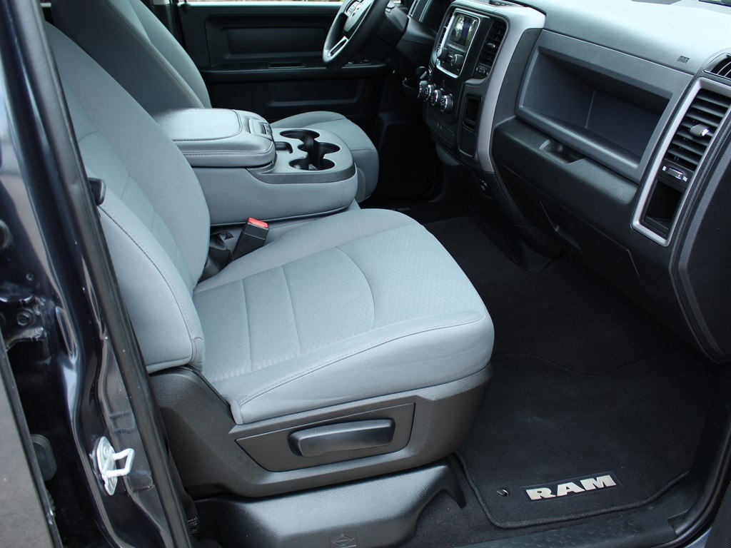2017 Ram 1500 Tradesman photo 21