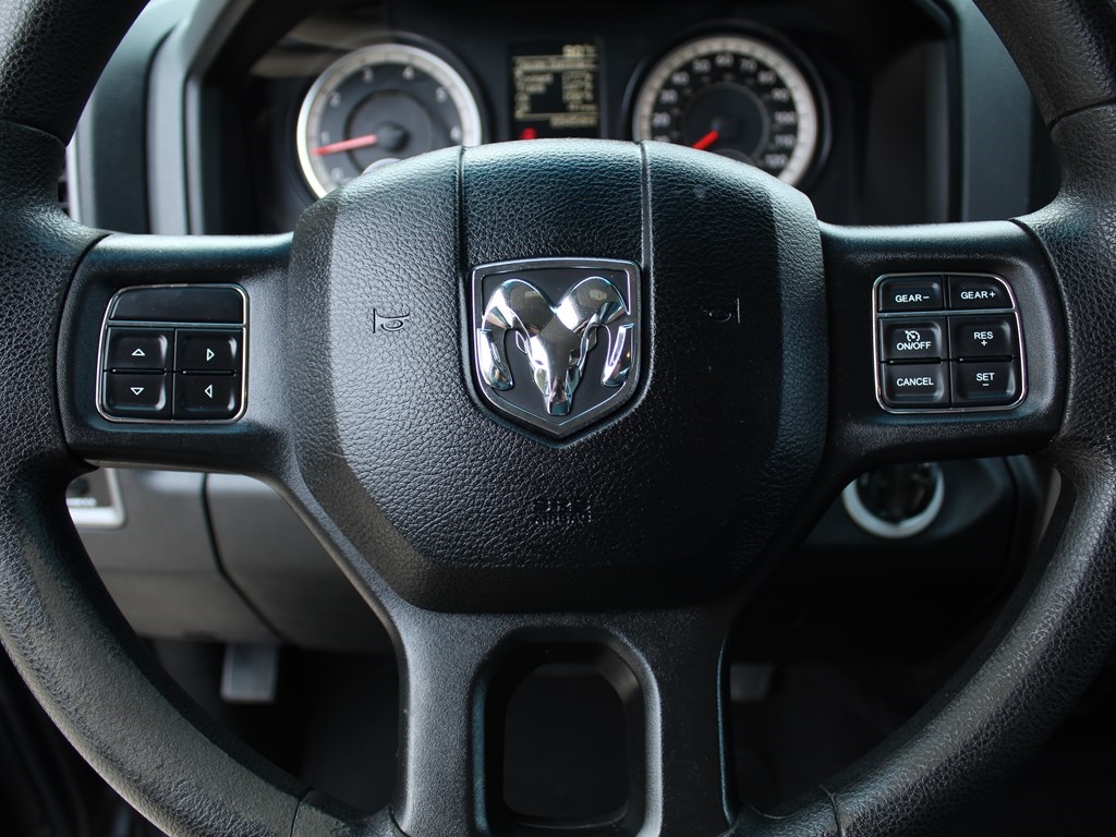 2017 Ram 1500 Tradesman photo 24