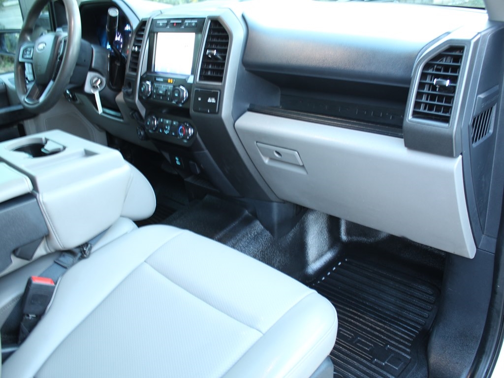 2022 Ford F-250 photo 13