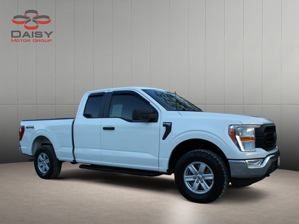 2022 Ford F-150 XL photo 3