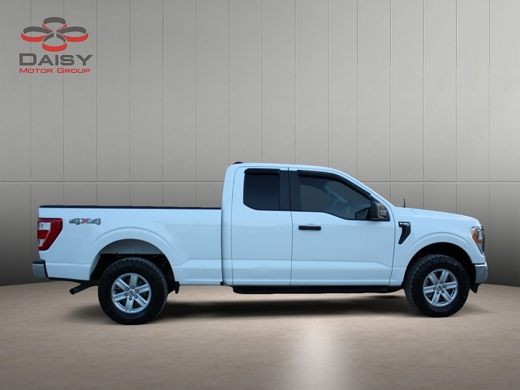 2022 Ford F-150 XL photo 4