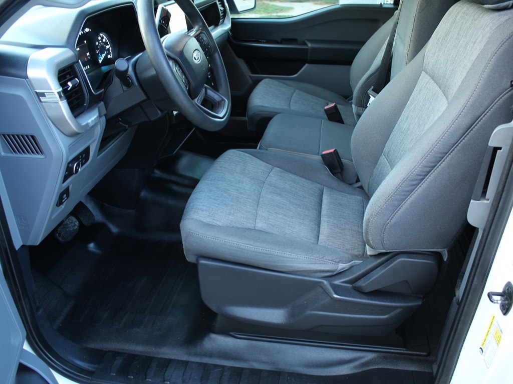2022 Ford F-150 XL photo 16