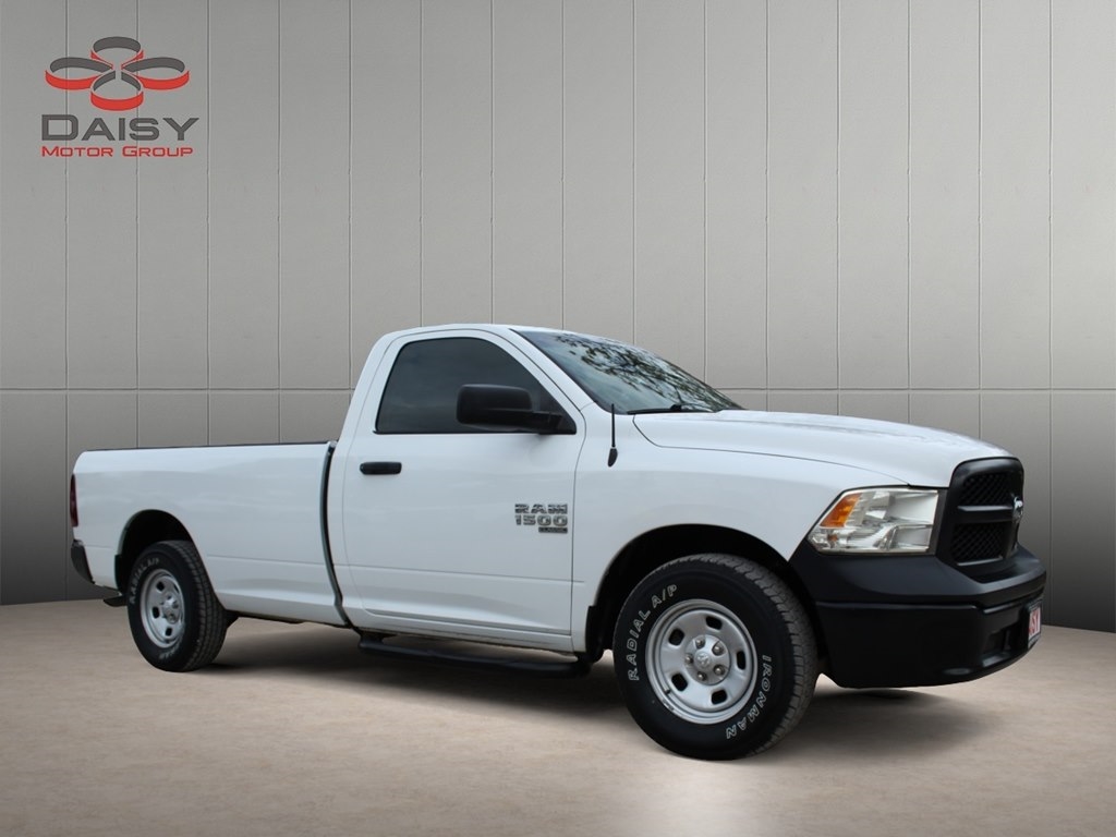 RAM 1500 Classic Tradesman 4x2 Reg Cab 8' Box 2019