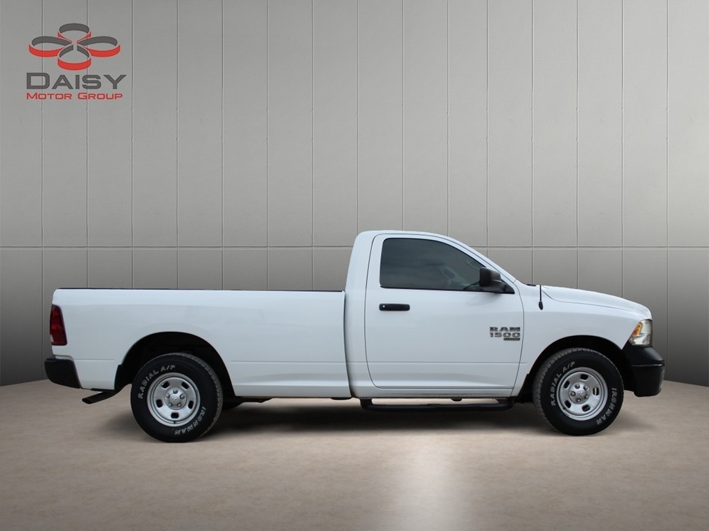 RAM 1500 Classic Tradesman 4x2 Reg Cab 8' Box 2019