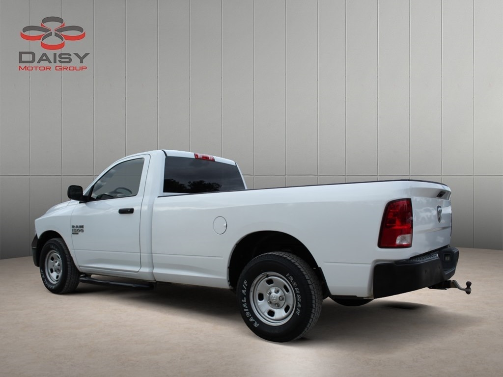 RAM 1500 Classic Tradesman 4x2 Reg Cab 8' Box 2019