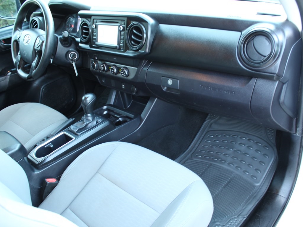 Toyota Tacoma  2019