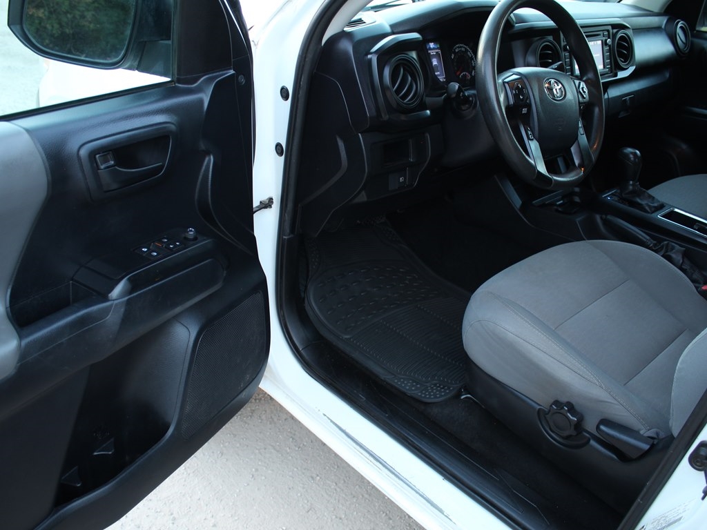 Toyota Tacoma  2019
