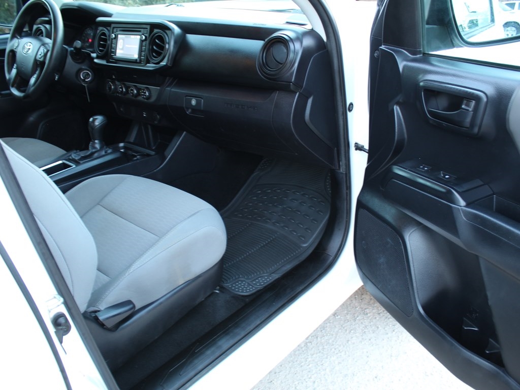 Toyota Tacoma  2019