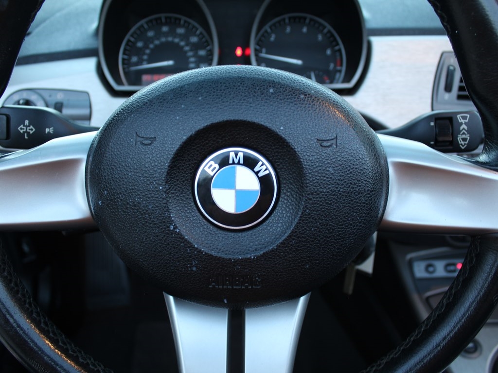 BMW Z4 Z4 2dr Roadster 3.0i 2003