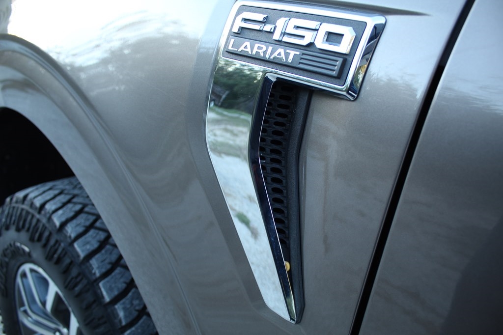 Ford F-150 Lariat SuperCrew 4WD 2021