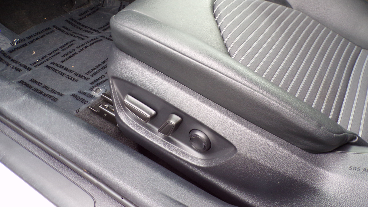 Toyota Camry SE Auto (Natl) 2024 Toyota Camry SE Auto (Natl) 2024