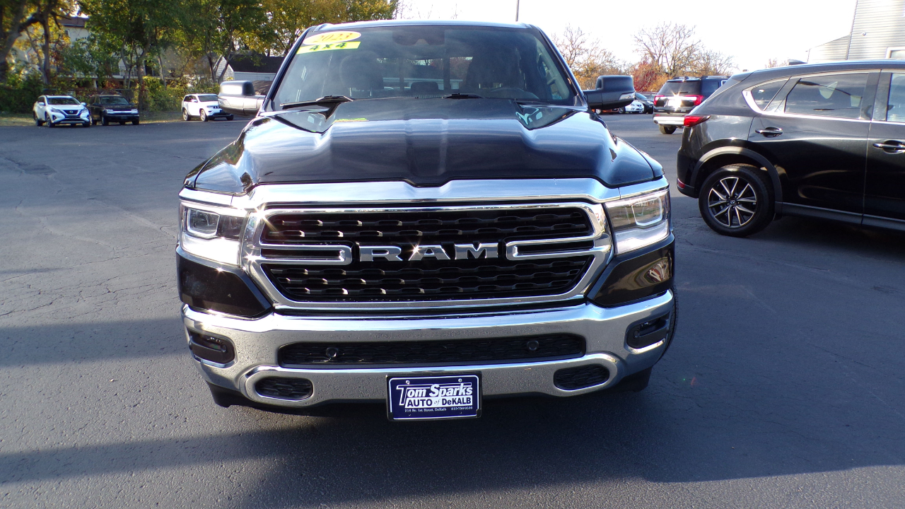 RAM 1500 Big Horn 4x4 Crew Cab 5'7" Box 2023 RAM 1500 Big Horn 4x4 Crew Cab 5'7" Box 2023