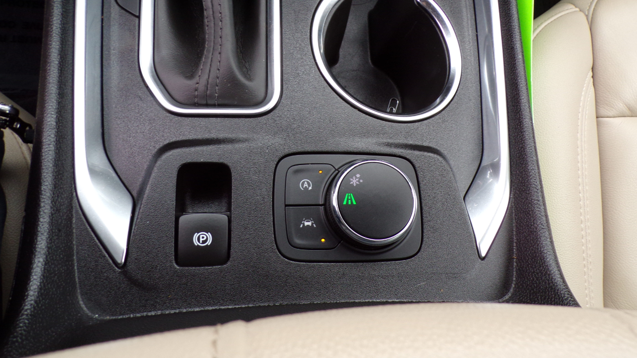 Chevrolet Traverse LT Leather FWD 2023 Chevrolet Traverse LT Leather FWD 2023