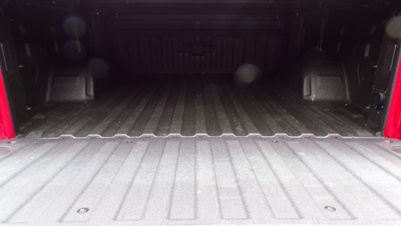 Chevrolet Silverado 1500 4WD Crew Cab 147" LT Trail Boss 2024 Chevrolet Silverado 1500 4WD Crew Cab 147" LT Trail Boss 2024