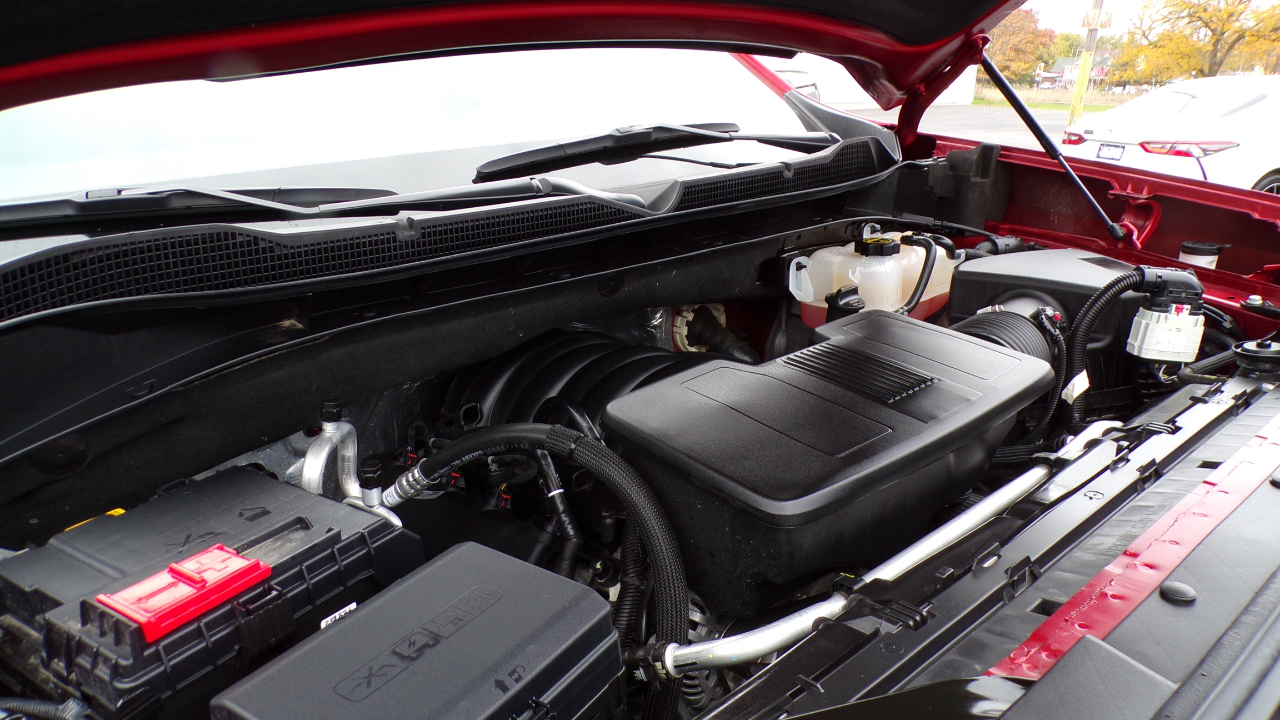 Chevrolet Silverado 1500 4WD Crew Cab 147" LT Trail Boss 2024 Chevrolet Silverado 1500 4WD Crew Cab 147" LT Trail Boss 2024