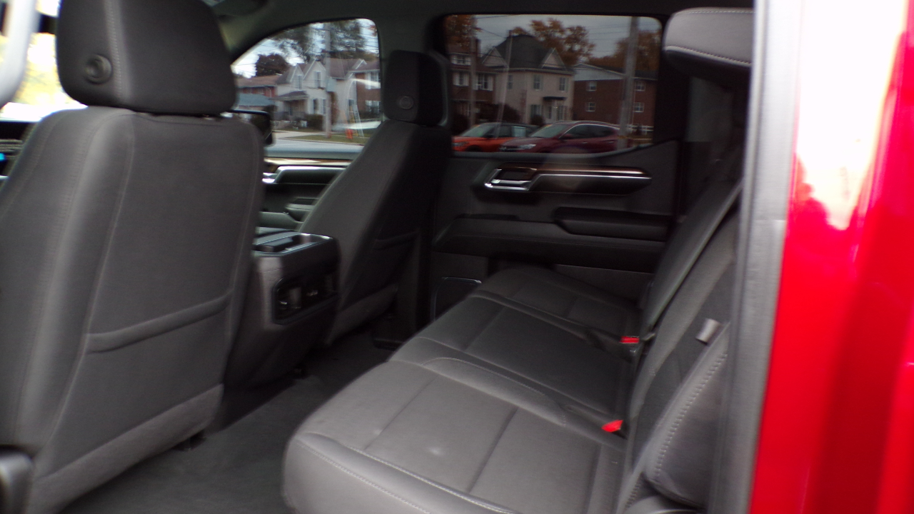 Chevrolet Silverado 1500 4WD Crew Cab 147" LT Trail Boss 2024 Chevrolet Silverado 1500 4WD Crew Cab 147" LT Trail Boss 2024