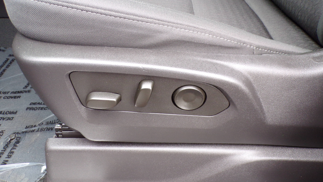 Chevrolet Silverado 1500 4WD Crew Cab 147" LT Trail Boss 2024 Chevrolet Silverado 1500 4WD Crew Cab 147" LT Trail Boss 2024