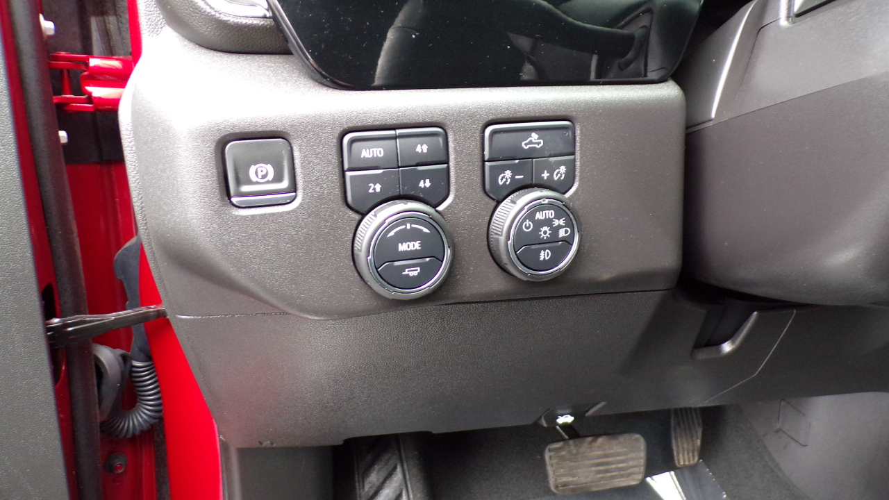 Chevrolet Silverado 1500 4WD Crew Cab 147" LT Trail Boss 2024 Chevrolet Silverado 1500 4WD Crew Cab 147" LT Trail Boss 2024