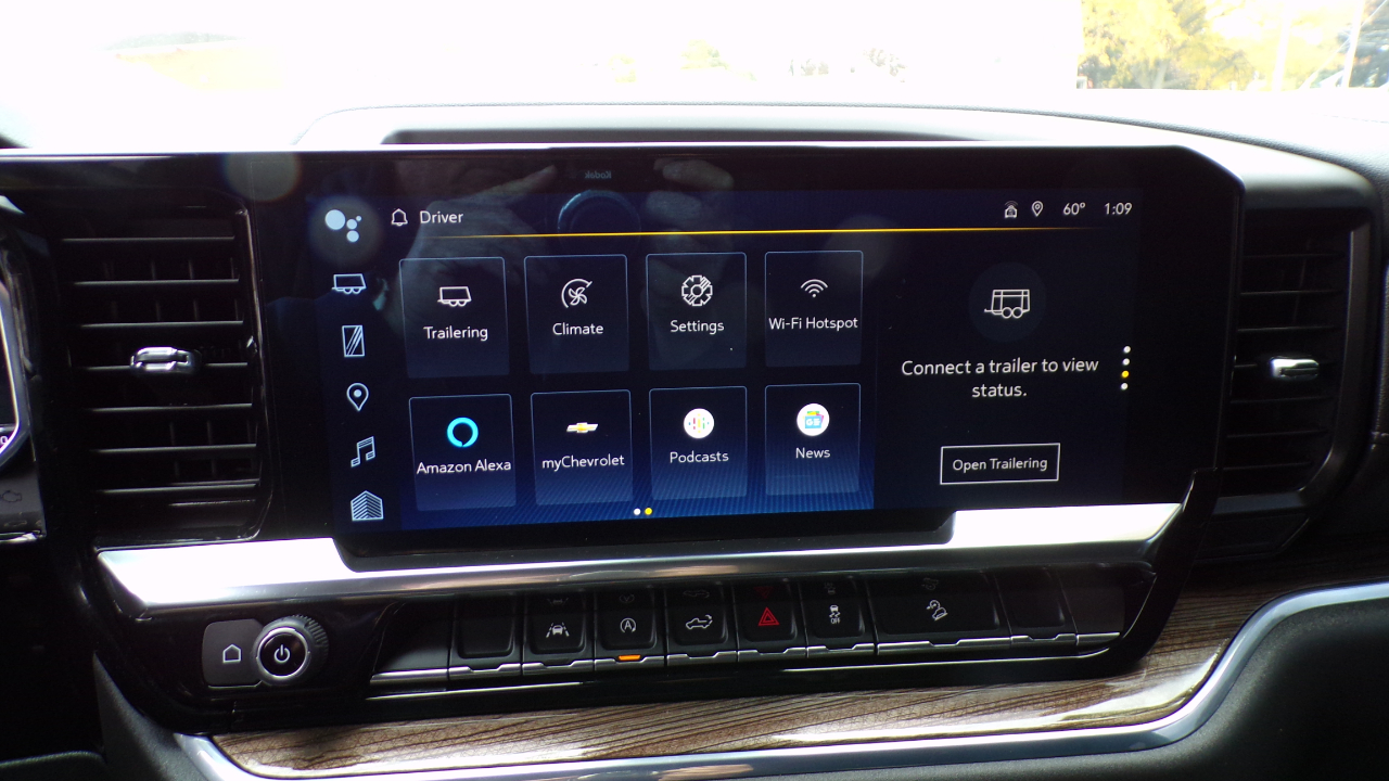 Chevrolet Silverado 1500 4WD Crew Cab 147" LT Trail Boss 2024 Chevrolet Silverado 1500 4WD Crew Cab 147" LT Trail Boss 2024