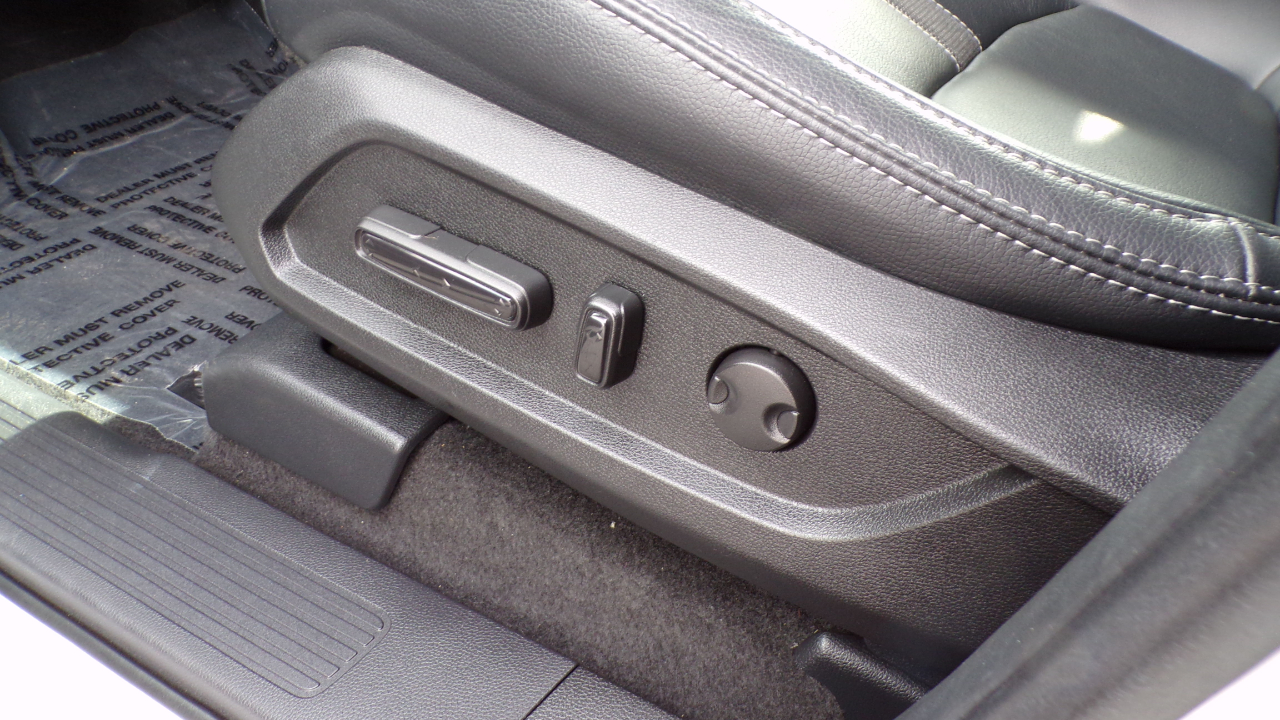 Honda Pilot EX-L 8 Passenger AWD 2023 Honda Pilot EX-L 8 Passenger AWD 2023