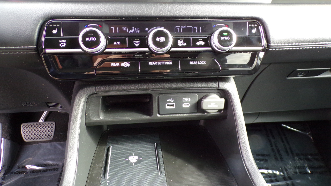 Honda Pilot EX-L 8 Passenger AWD 2023 Honda Pilot EX-L 8 Passenger AWD 2023