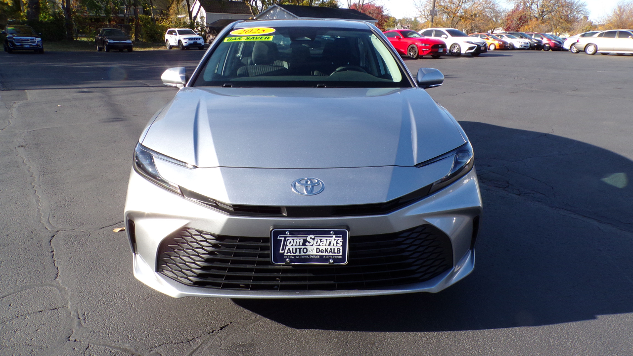 Toyota Camry LE (Natl) 2025 Toyota Camry LE (Natl) 2025