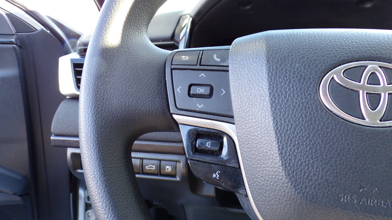 Toyota Camry LE (Natl) 2025 Toyota Camry LE (Natl) 2025