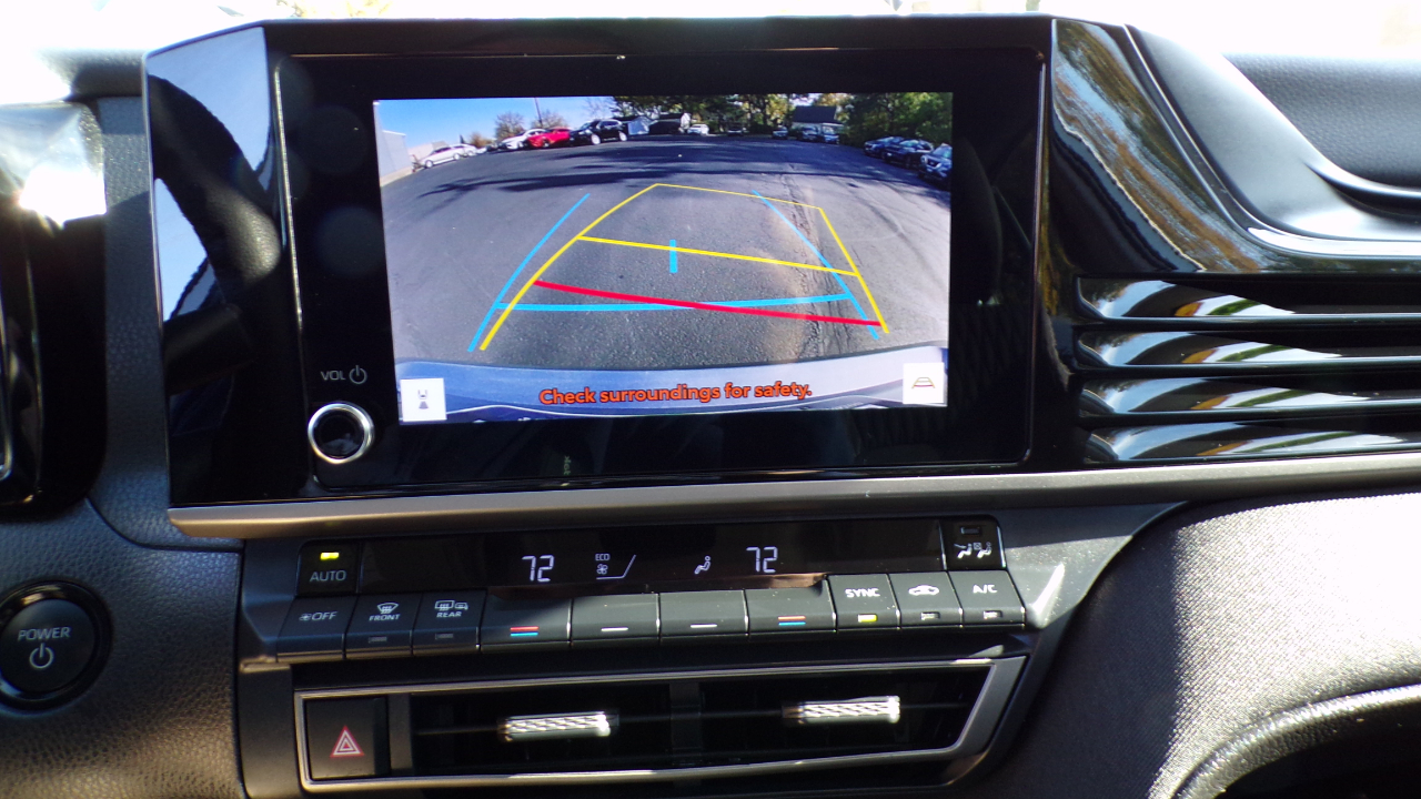 Toyota Camry LE (Natl) 2025 Toyota Camry LE (Natl) 2025