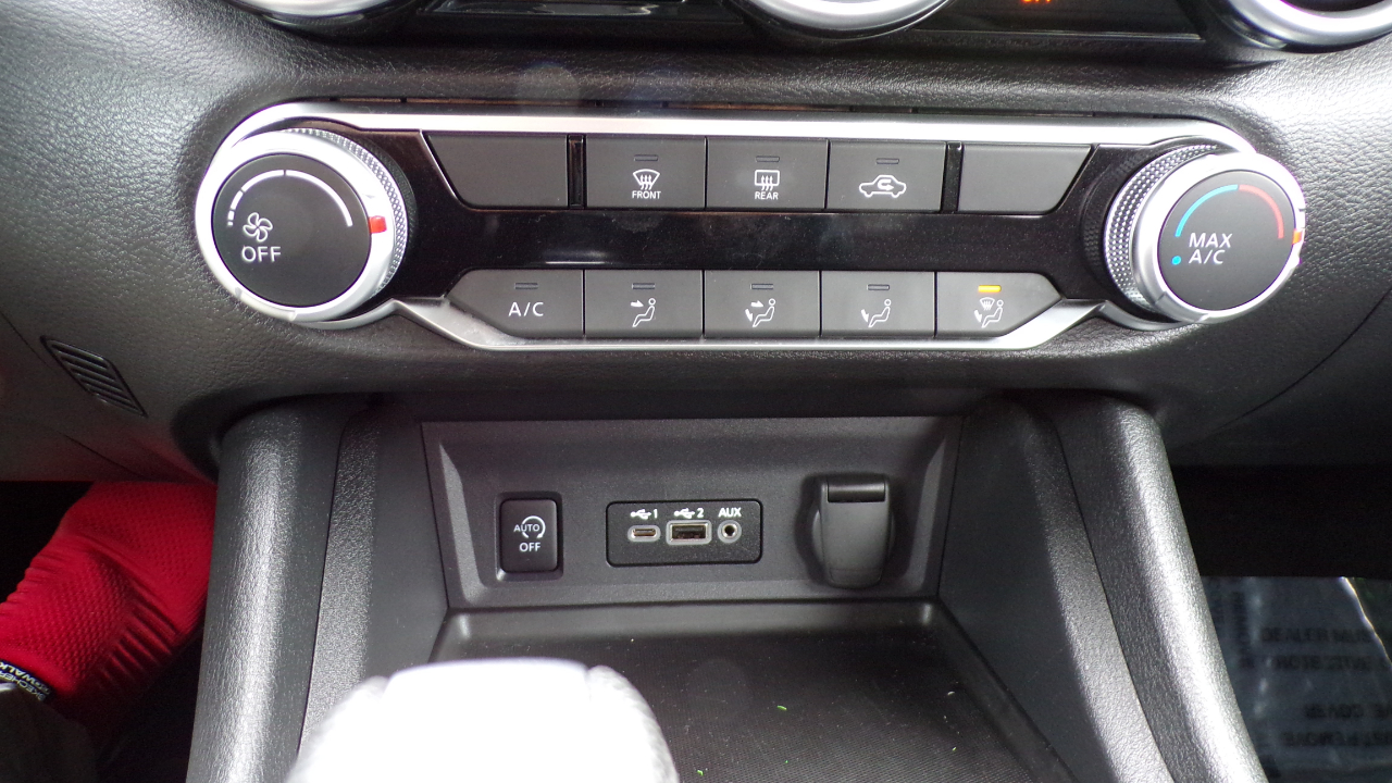 Nissan Sentra SV 2024