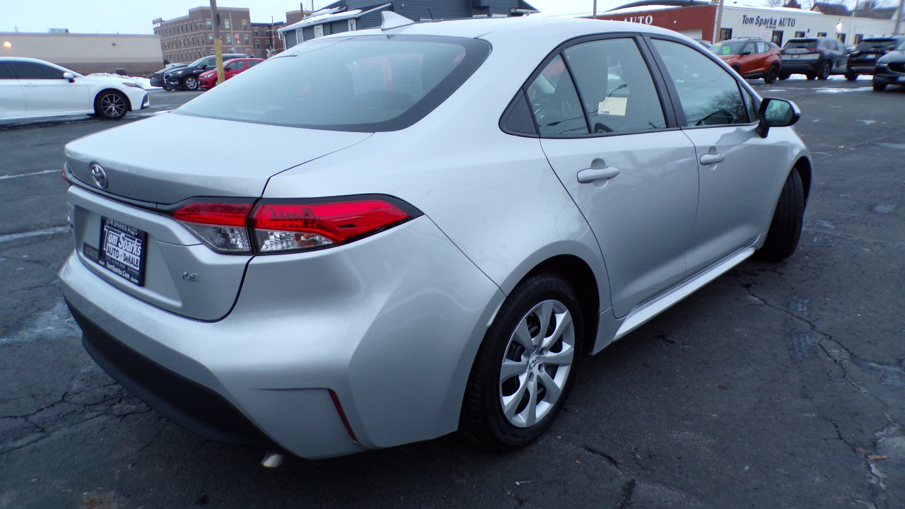 Toyota Corolla LE 2025