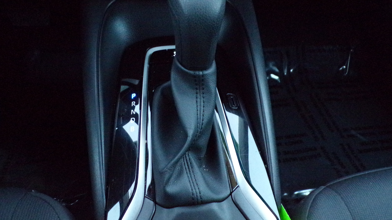 Toyota Corolla LE 2025