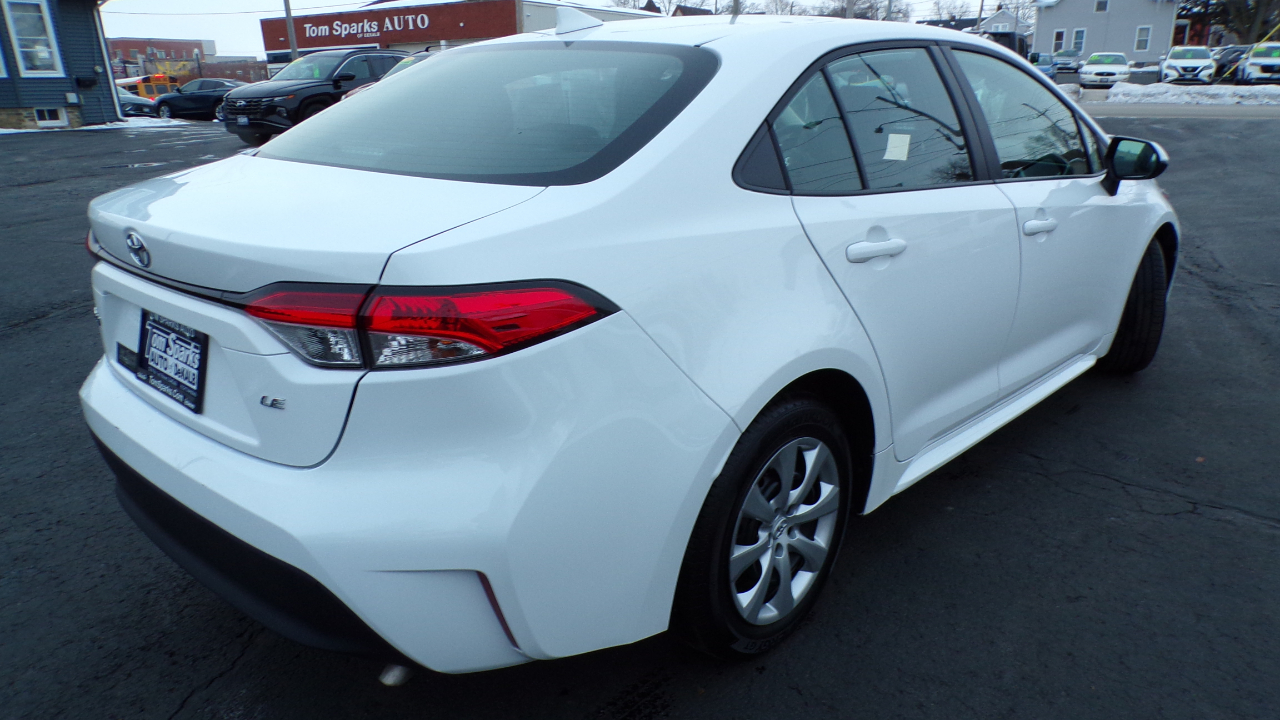 Toyota Corolla LE 2025